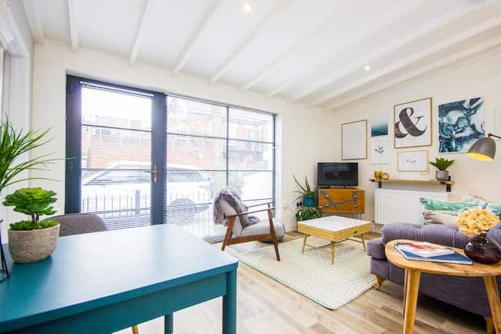 The 12 Best Airbnbs In Norwich, United Kingdom | Yore Oyster