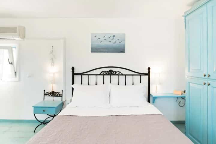 airbnb in paros greece