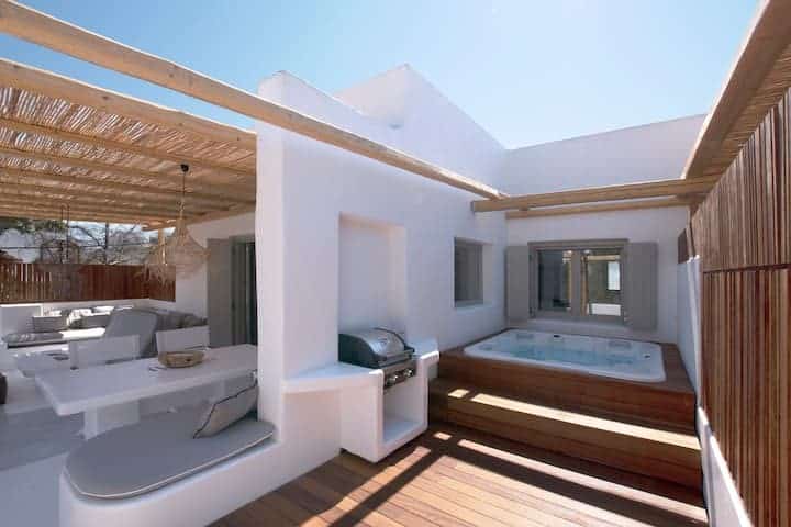 best place to stay in paros